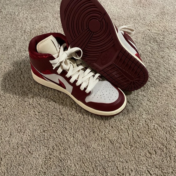 Nike Shoes-Nike Air Jordan1 Retro Mid SeTiki Leaf Red Shoes Sneakers Dz2820-601 - Picture 4 of 8